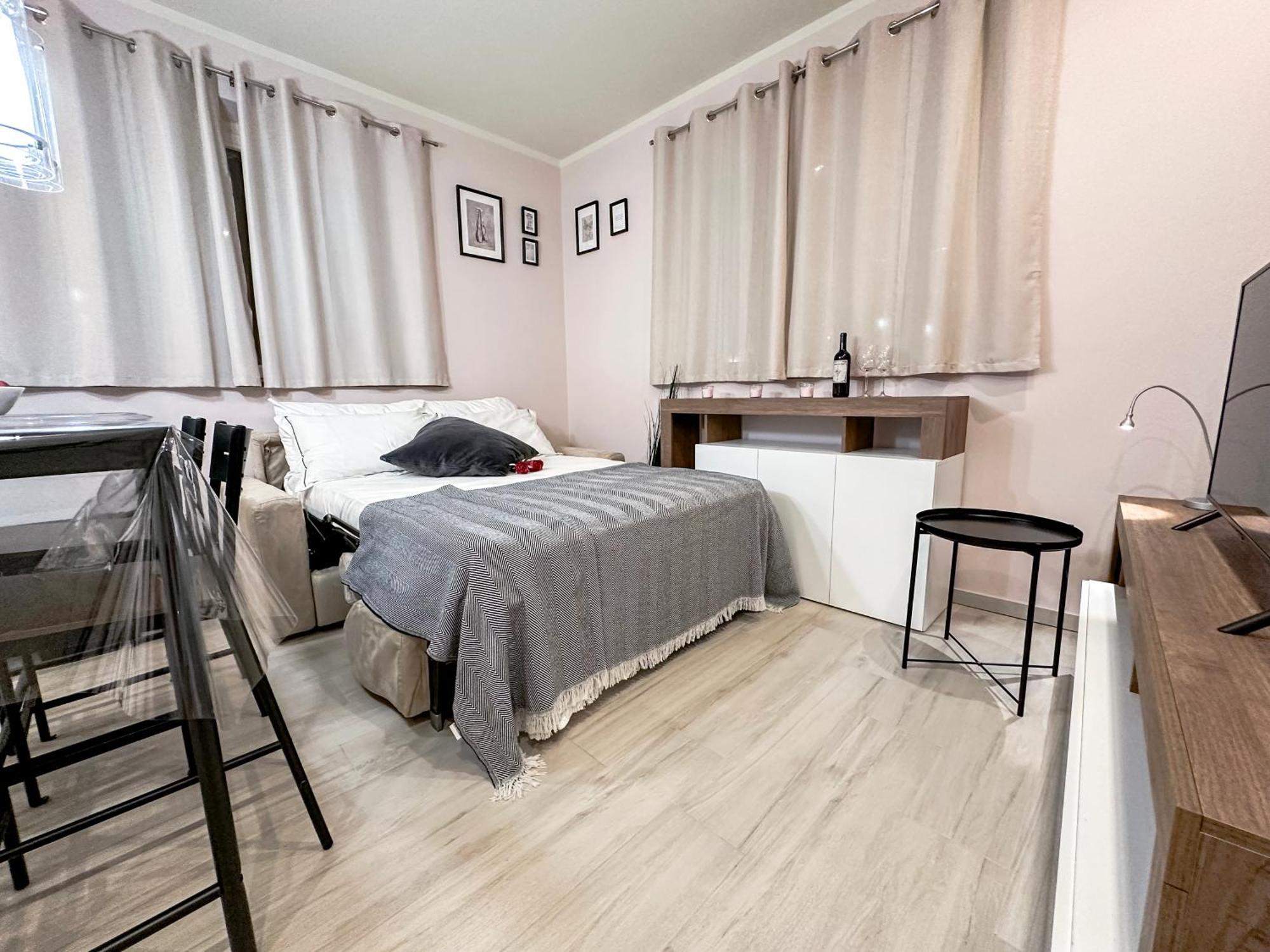 Ferienwohnung La Rosa Dei Venti Con Parcheggio E Ampio Giardino In Centro Lucca Exterior foto