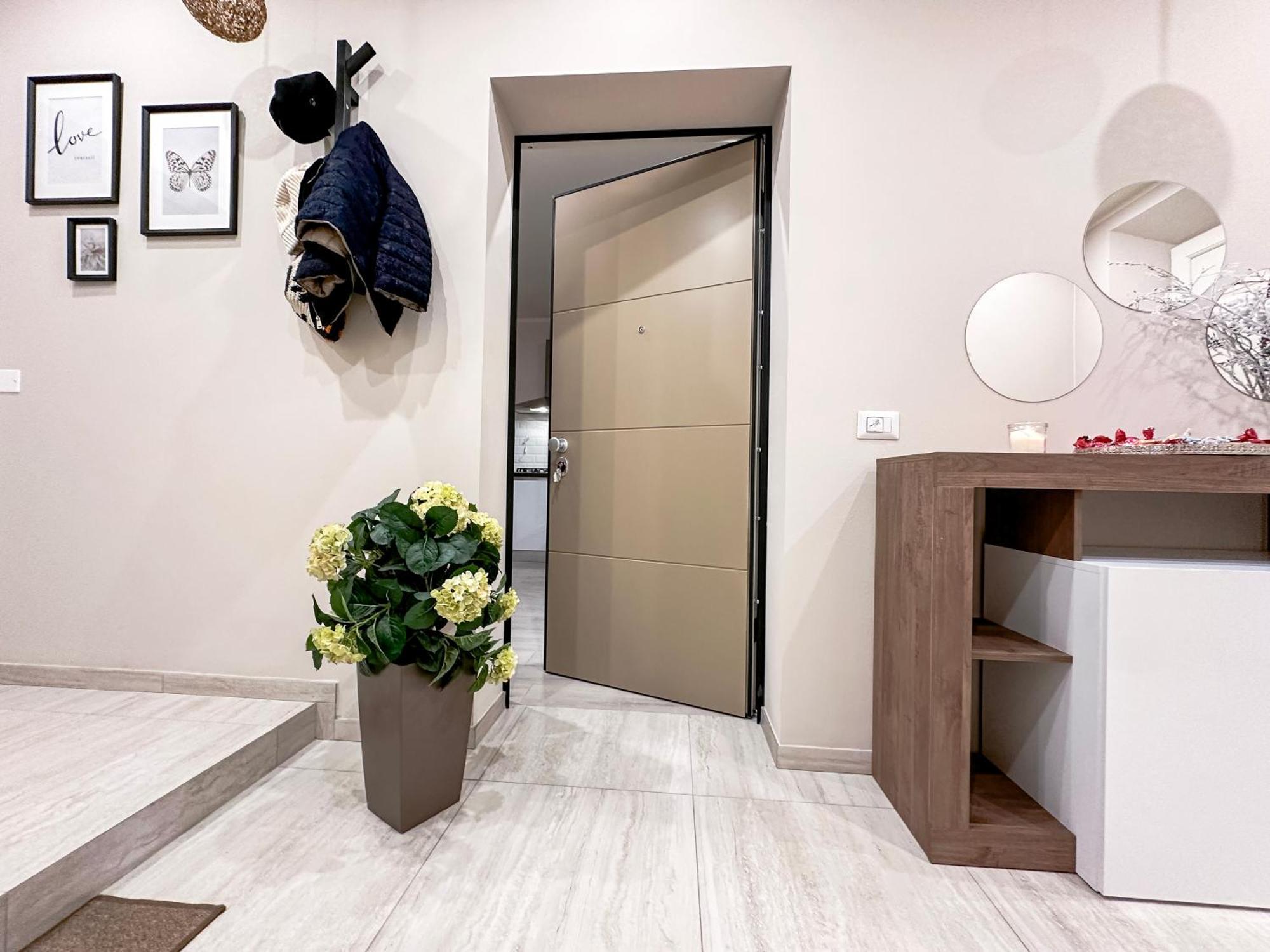 Ferienwohnung La Rosa Dei Venti Con Parcheggio E Ampio Giardino In Centro Lucca Exterior foto